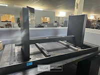 Houten zwarte massieve tafel l190xb88xh77 cm - afbeelding 2 van  3