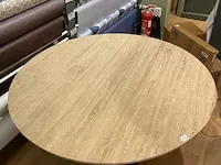 Houten/stenen tafel - afbeelding 4 van  7