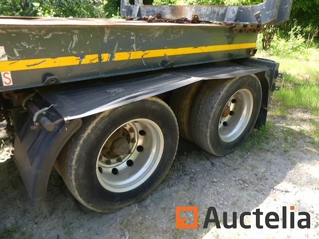 Houtkap vrachtwagen - afbeelding 15 van  79