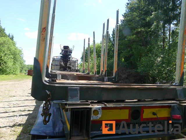 Houtkap vrachtwagen - afbeelding 17 van  79