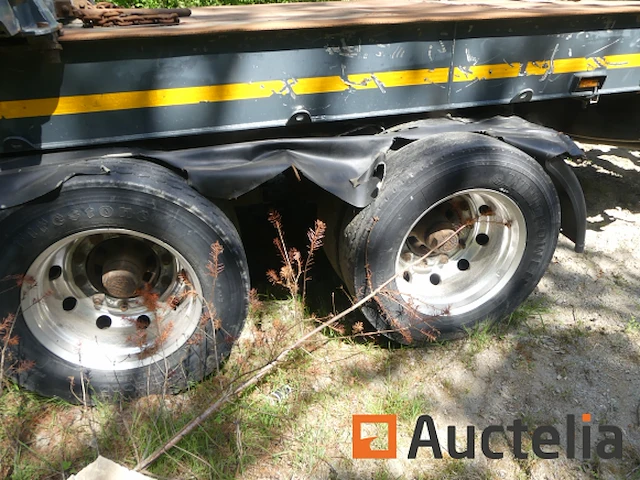 Houtkap vrachtwagen - afbeelding 18 van  79