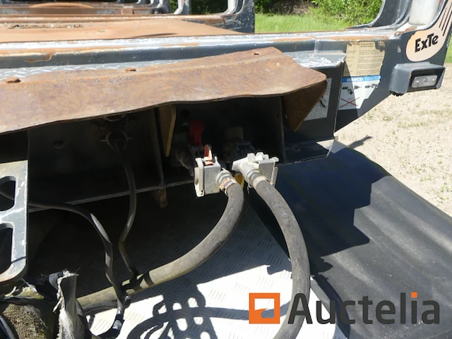 Houtkap vrachtwagen - afbeelding 27 van  79