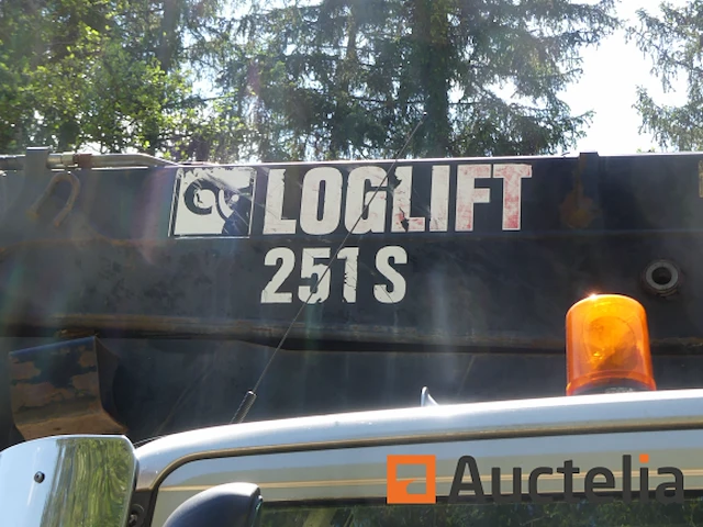 Houtkap vrachtwagen - afbeelding 43 van  79