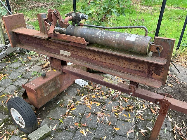 Houtkliefmachine - afbeelding 3 van  8