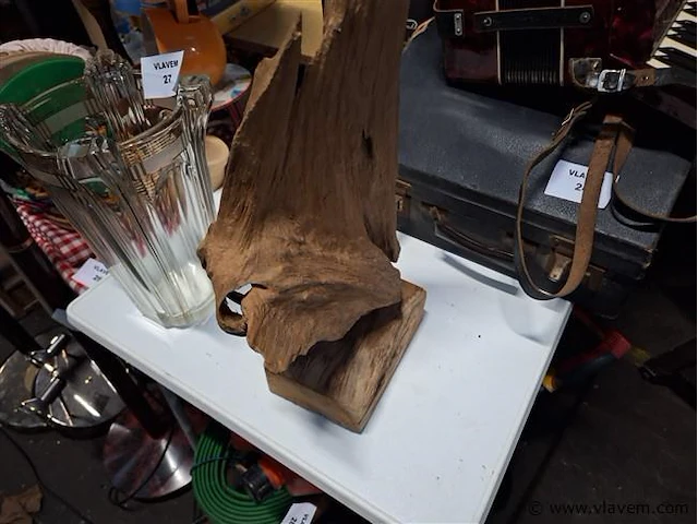Houtsculptuur - afbeelding 2 van  2