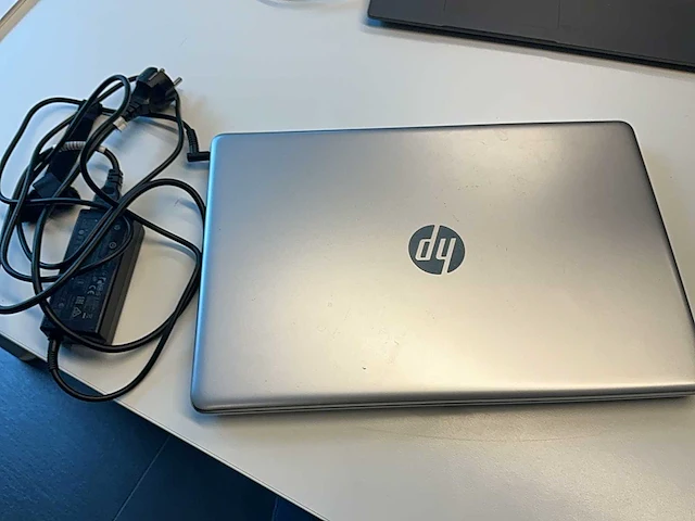 Hp 15-da laptop - afbeelding 1 van  7