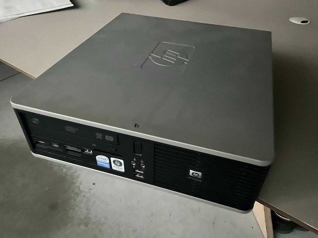Hp compaq dc5800 desktop computer - afbeelding 1 van  6