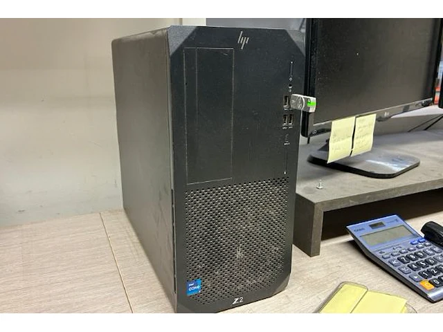 Hp desktop, 2 schermen - afbeelding 2 van  7