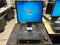 Hp desktop + scherm en toebehoren - afbeelding 1 van  6
