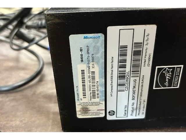 Hp desktop + scherm en toebehoren - afbeelding 5 van  6