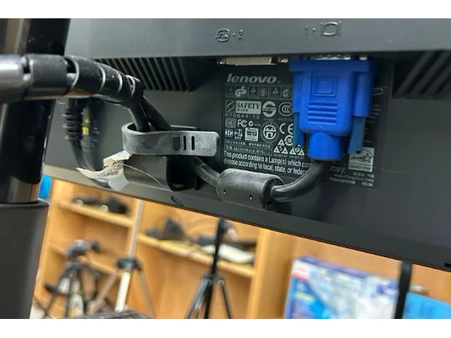 Hp desktop + scherm en toebehoren - afbeelding 6 van  6