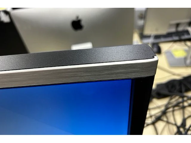Hp desktop + scherm en toebehoren - afbeelding 2 van  5