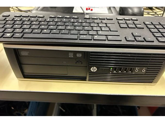 Hp desktop + scherm en toebehoren - afbeelding 5 van  5