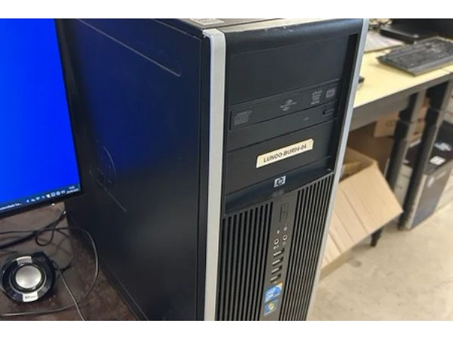 Hp desktop + scherm en toebehoren - afbeelding 6 van  10