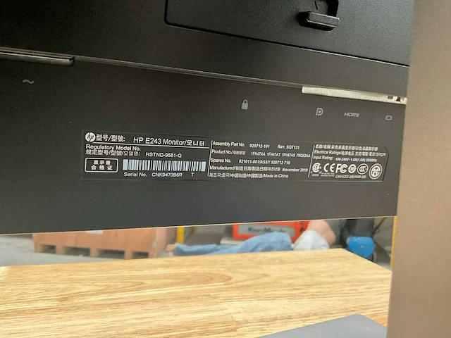 Hp e243 monitor - afbeelding 3 van  4