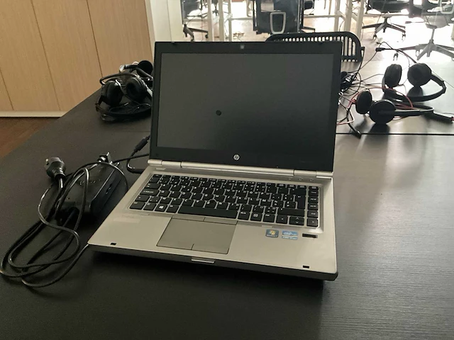 Hp elitebook laptop - afbeelding 1 van  6