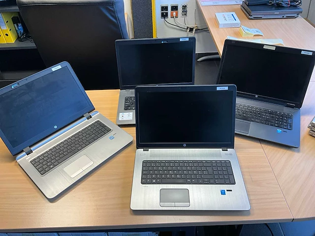Hp laptop (4x) - afbeelding 1 van  9