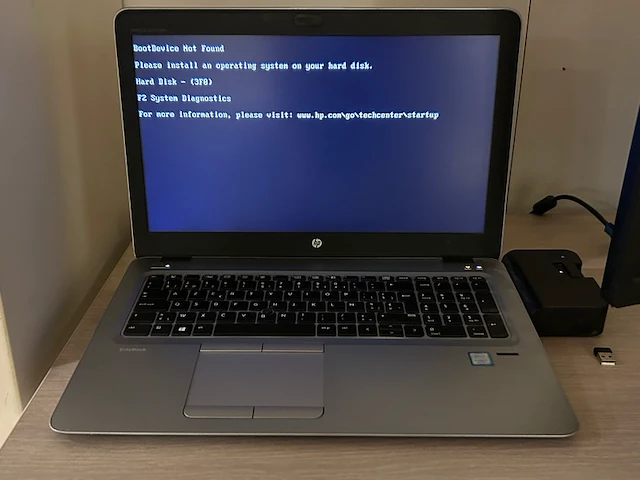 Hp laptop - afbeelding 1 van  3