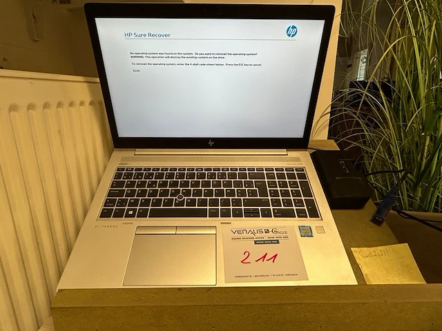 Hp laptop - afbeelding 1 van  3