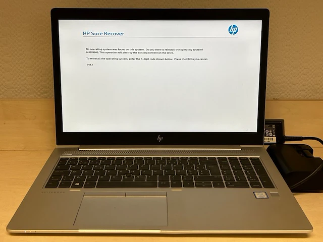 Hp laptop - afbeelding 1 van  4