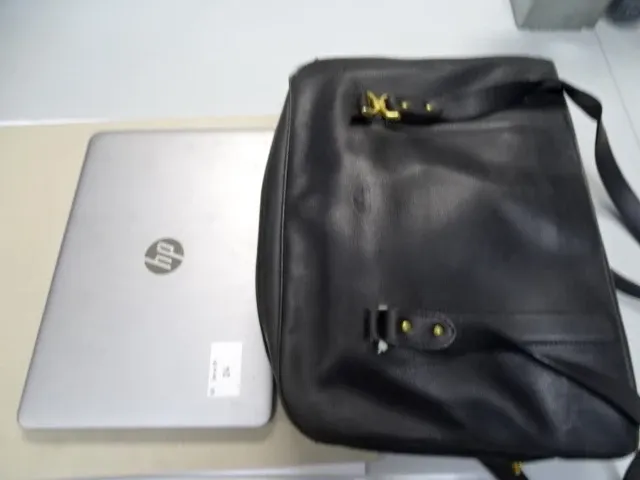 Hp laptop - afbeelding 1 van  4