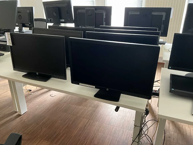 Hp monitor (7x) - afbeelding 1 van  11