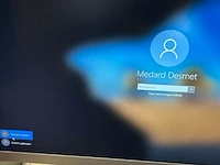 Hp pro desk + scherm en toebehoren - afbeelding 3 van  6