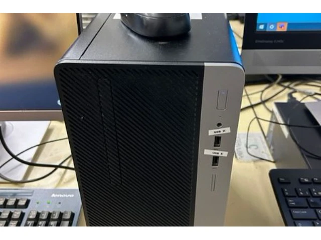 Hp pro desk + scherm en toebehoren - afbeelding 6 van  6
