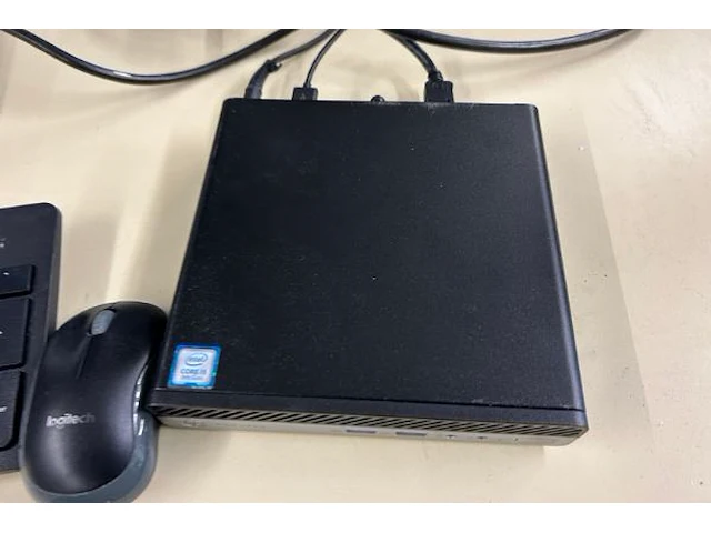 Hp pro desk + scherm en toebehoren - afbeelding 5 van  7