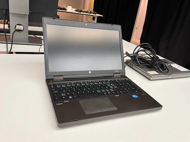 Hp probook laptop - afbeelding 2 van  8