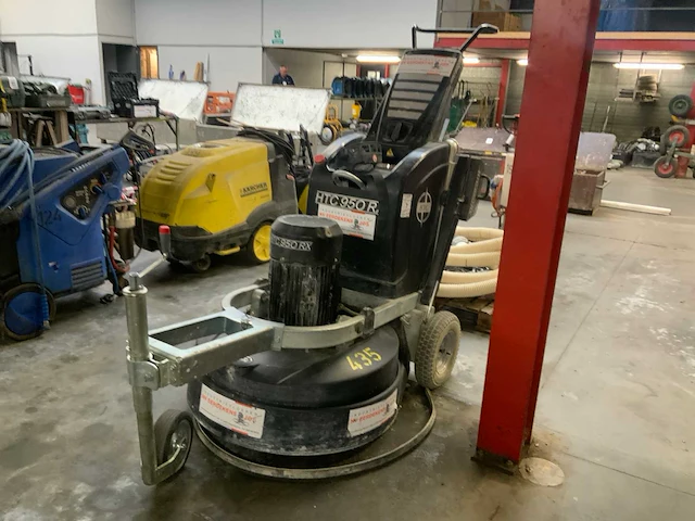 Htc 950 rx industriële betonschuurmachine - afbeelding 4 van  13