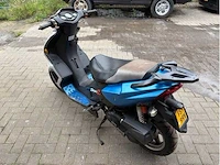 Huatian - scooter - afbeelding 6 van  7