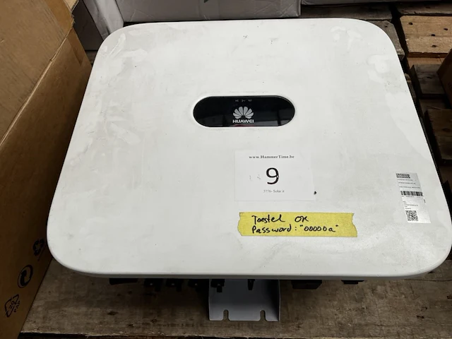Huawei sun2000-12ktl-m0 solar inverter - afbeelding 1 van  4
