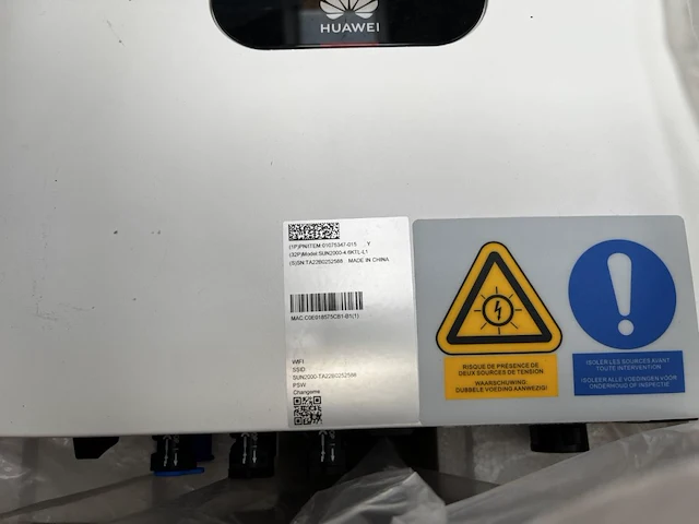 Huawei sun2000-4.6ktl-l1 solar inverter - afbeelding 2 van  4
