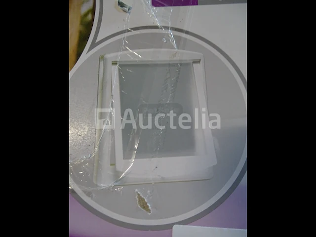 Huisdierval - wit - 37 x 31,4 cm petsafe - afbeelding 2 van  5