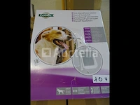 Huisdierval - wit - 37 x 31,4 cm petsafe - afbeelding 5 van  5