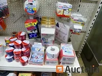 Huishoudelijke verbruiksartikelen verschillend + tesa display - afbeelding 11 van  12