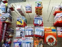 Huishoudelijke verbruiksartikelen verschillend + tesa display - afbeelding 12 van  12
