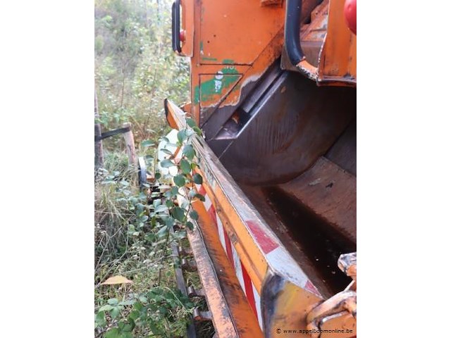 Huisvuilvrachtwagen iveco ad260sy, datum 1ste inschrijving 20/1/2014, chassisnummer wjme2nnc277763, km-stand keuring 1/25 141,439, euro eev, diesel, kenteken 1+2, gelijkvormigheidsattest - afbeelding 3 van  19