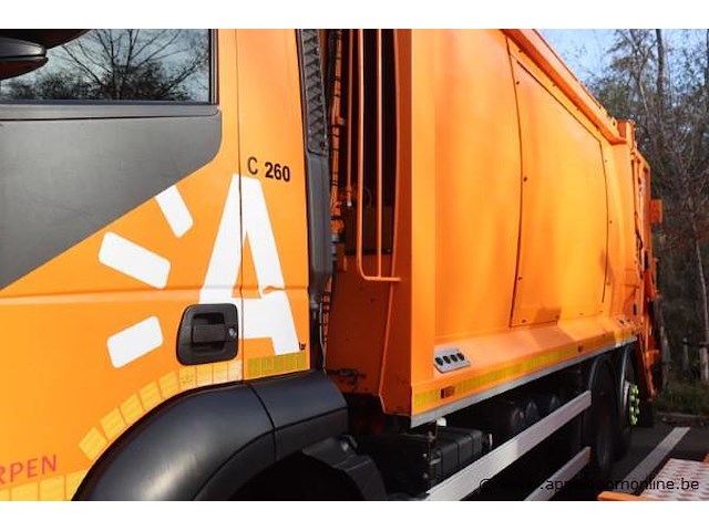 Huisvuilvrachtwagen iveco ad260sy, datum 1ste inschrijving 20/1/2014, chassisnummer wjme2nnc277763, km-stand keuring 1/25 141,439, euro eev, diesel, kenteken 1+2, gelijkvormigheidsattest - afbeelding 12 van  19