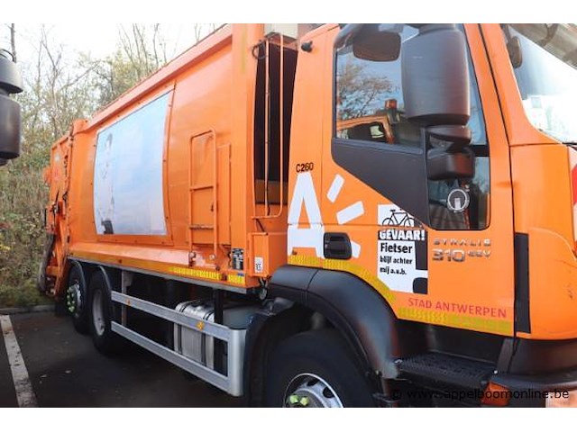 Huisvuilvrachtwagen iveco ad260sy, datum 1ste inschrijving 20/1/2014, chassisnummer wjme2nnc277763, km-stand keuring 1/25 141,439, euro eev, diesel, kenteken 1+2, gelijkvormigheidsattest - afbeelding 13 van  19