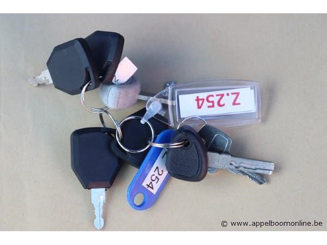 Huisvuilvrachtwagen iveco ad260sy, datum 1ste inschrijving 30/3/2015, chassisnummer wjme2nnh60c305657, km-stand keuring op 2/25 87.748, euro vi, diesel, kenteken + gelijkvormigheidsattest - afbeelding 13 van  20