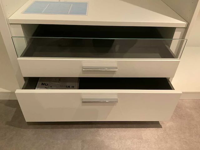 Hülsta multi-forma ii garderobes - afbeelding 8 van  12
