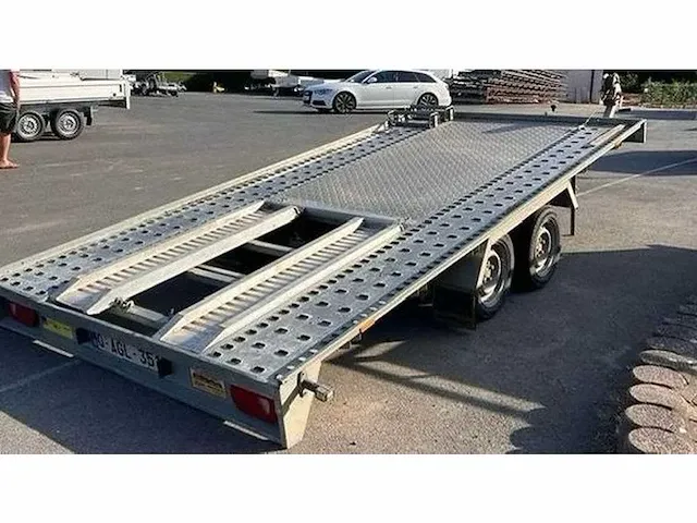 Humbaur aanhangwagen - afbeelding 1 van  3