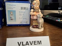 Hummelbeeldje - afbeelding 1 van  2