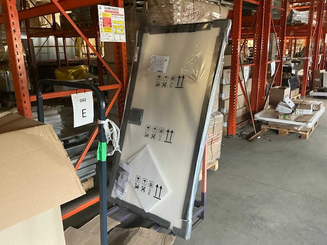 Hüppe easyflat 170 douchebak - afbeelding 1 van  4