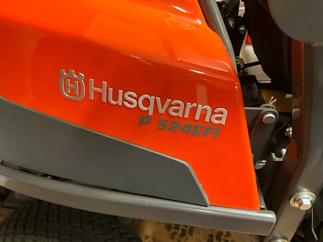 Husqvarna - 2021 - p524 efi - professionele zitmaaier zonder maaidek - afbeelding 12 van  16