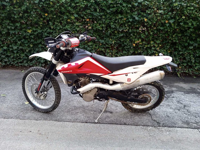 Husqvarna - te 630 - motorfiets - afbeelding 1 van  6