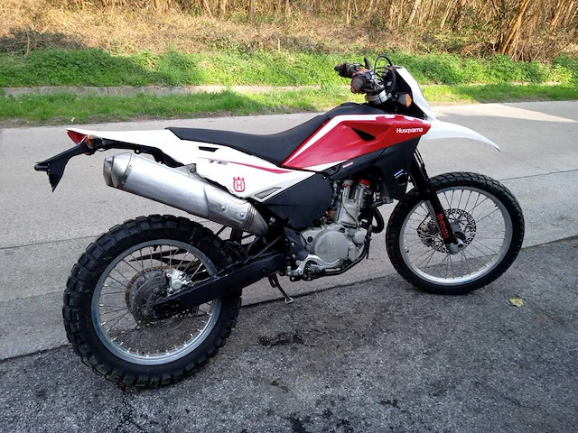 Husqvarna - te 630 - motorfiets - afbeelding 2 van  6