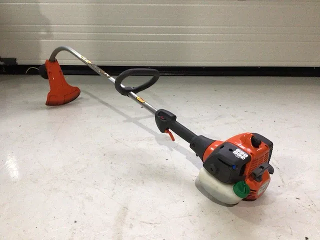 Husqvarna 128c bosmaaier - afbeelding 4 van  6